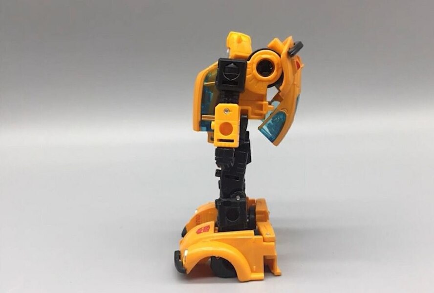 transformers earthrise bumblebee pre order